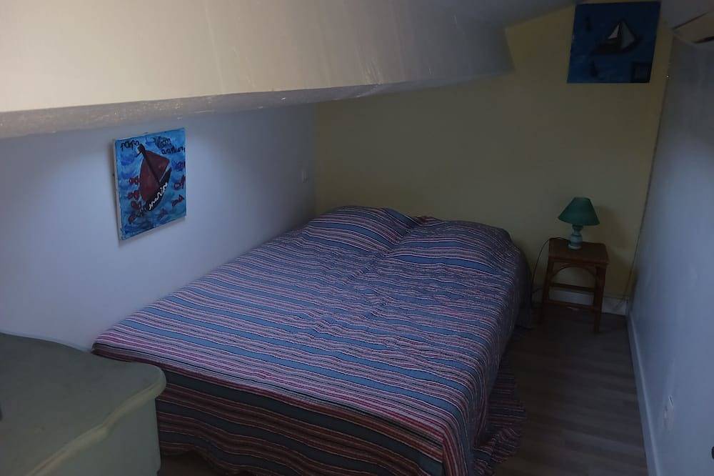 Maison 3 Chambres à 30m de la Plage et Piscine Dans la Résidence in Gruissan (Ville), Gruissan