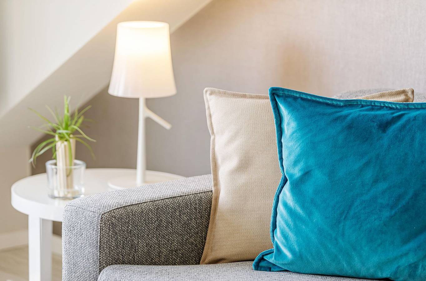 Ganze Wohnung, Traumhaftes 5- Sterne Ferienapartment Seebadperle mit Blick auf den Saaler Bodden in Wustrow, Fischland