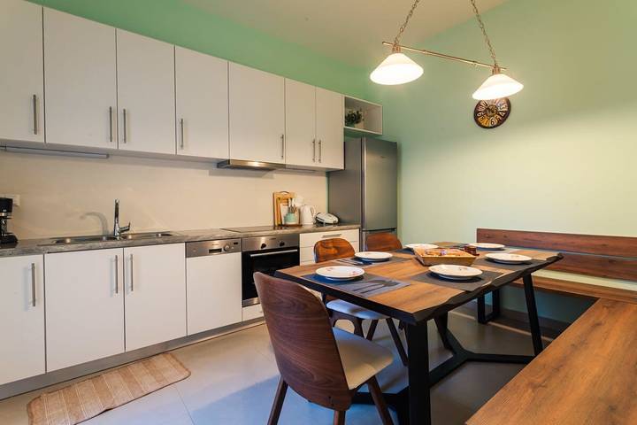 Location de vacances pour 6 personnes, avec balcon/terrasse, adapté aux familles à Calamata - 2