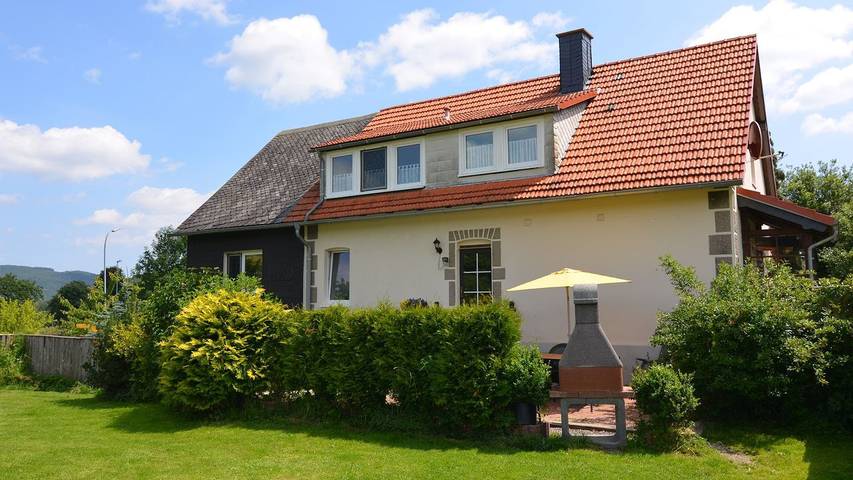 Ferienwohnung für 4 Personen, mit Terrasse und Garten - 1