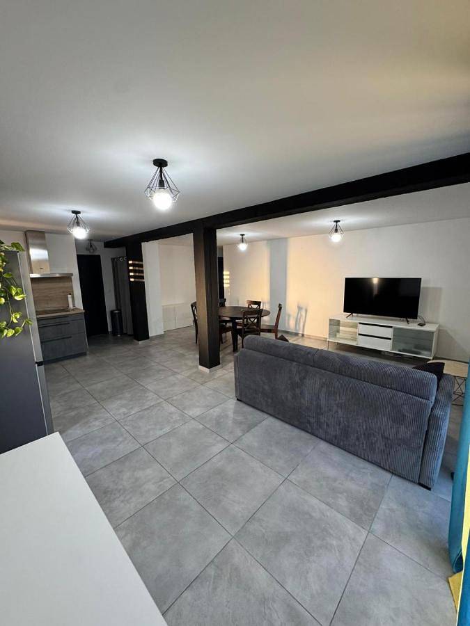 Appartement de vacances pour 6 personnes, avec Terrasse et Jardin