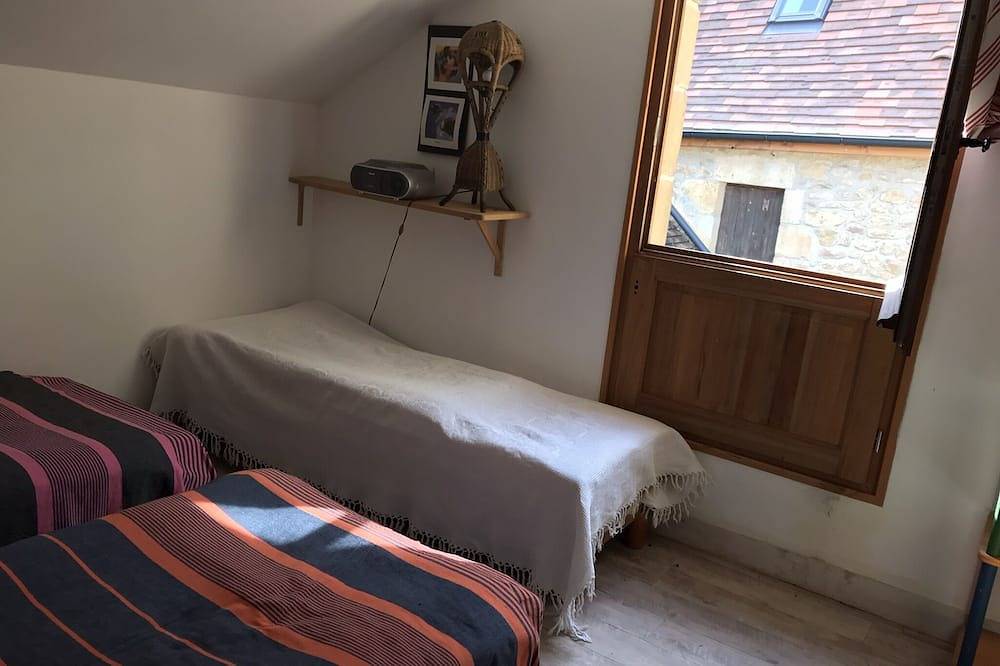 Maison familiale périgourdine, Limeuil : dépendance, patio, jardin, vue Dordogne in Limeuil, Périgord Pourpre