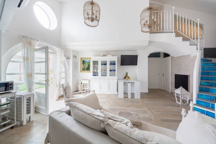 Villa Vittoria by Elite Villas in Spiaggia Acquachiara, Maiori