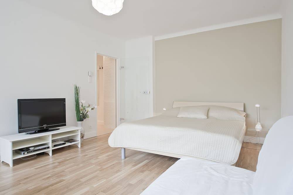 Ganze Wohnung, Moderne, ruhige Wohnung, nur 10 Minuten zur Innenstadt, wifi in Wien, Wienerwald