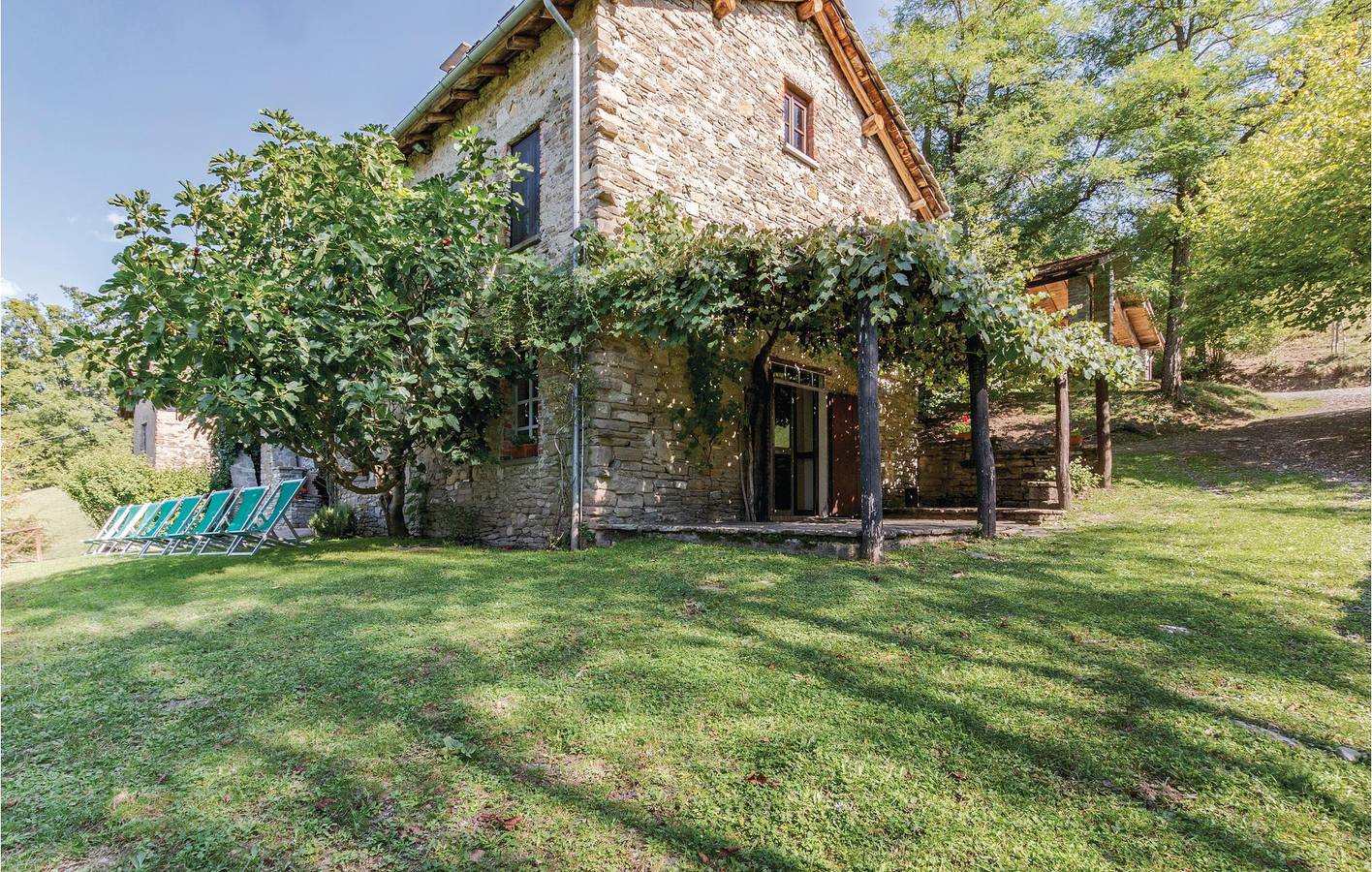 Vakantiehuis voor 12 personen met terras in Albareto, Apennijnen van Parma