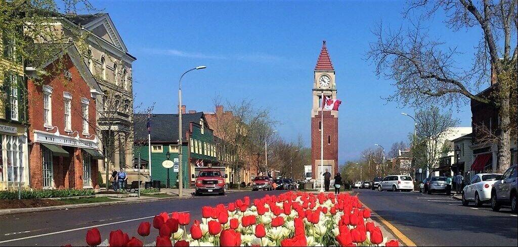 Offenes Konzept, Grill, Wrap-Veranda, Gartenoase, Wlan, Parkplatz in Niagara-on-the-Lake, Niagara Fälle