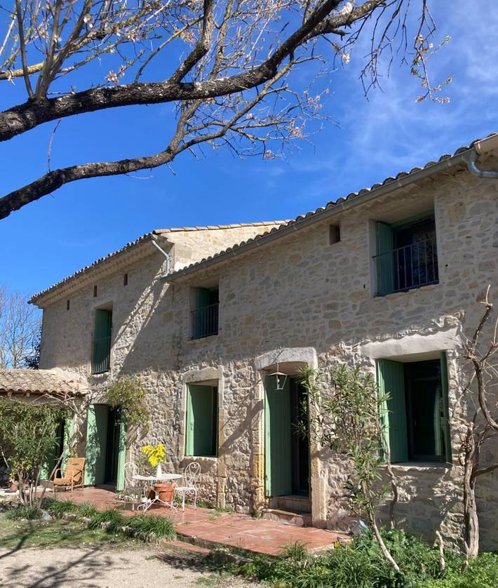 Chambre d’hôte pour 6 personnes, avec piscine et jardin dans le Gard - 3