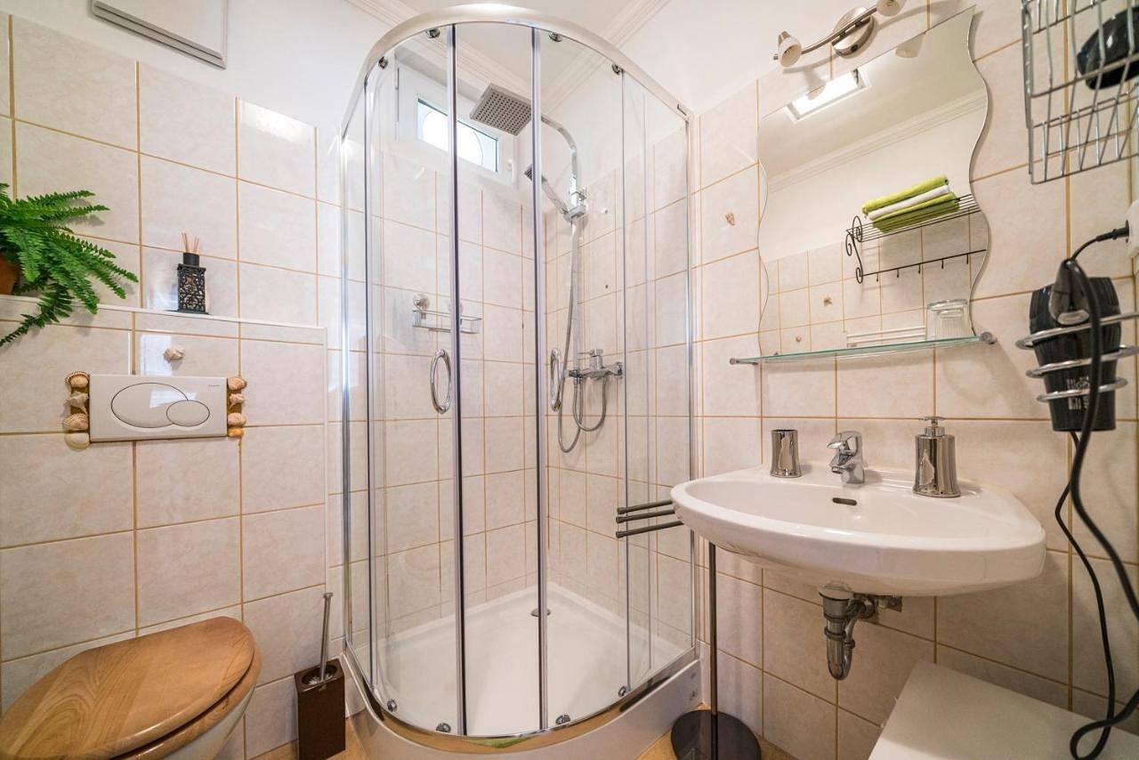 Ganze Wohnung, Two-Bedroom Apartment in Mörbisch am See, Leithaberg