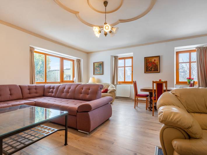 Bauernhof für 12 Personen, mit Terrasse und Garten in Tschechien - 2