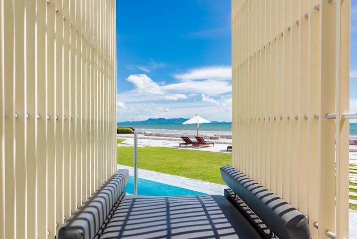 Location de vacances pour 6 personnes, avec piscine et vue ainsi que sauna et jardin à Pattaya