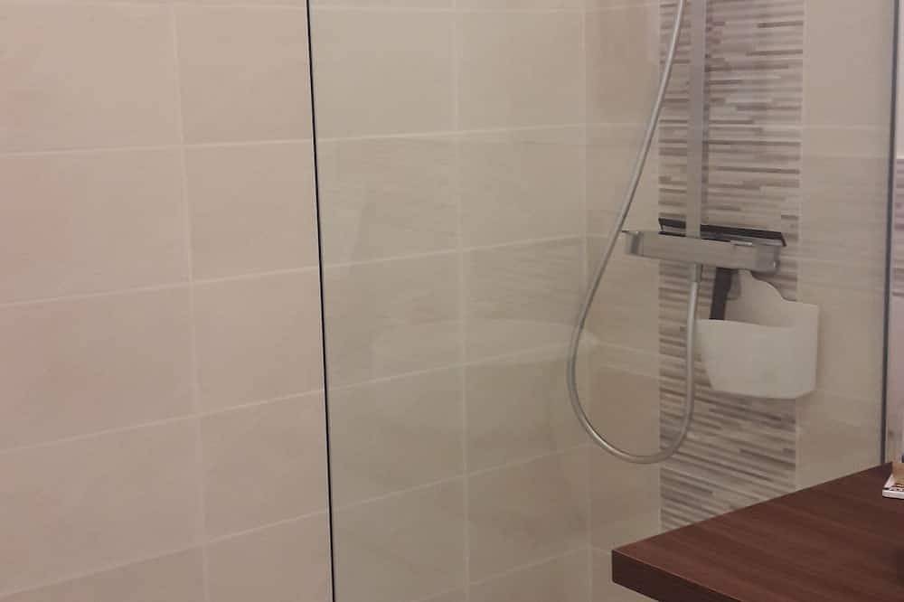 Appartement entier, Face à l'océan, 2 pièces au rez de chaussée proche du centre et  des commerces. in Saint-Brevin-les-Pins, Côte de Jade