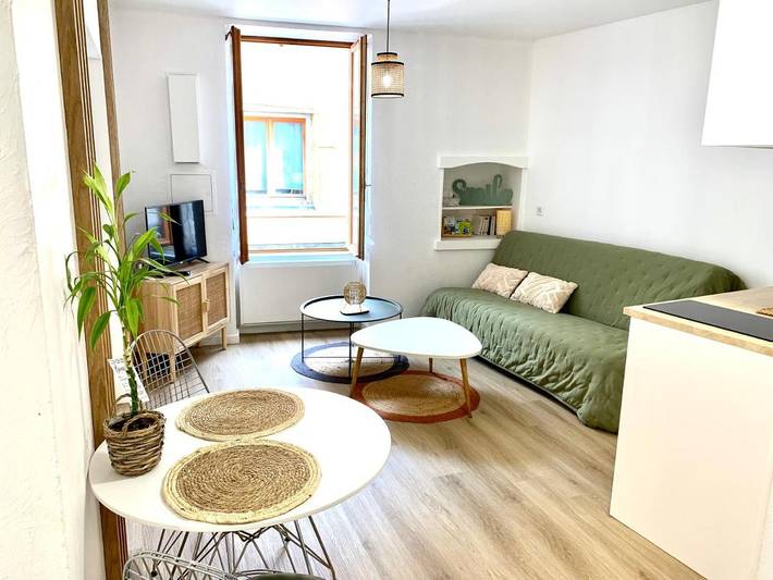 Gîte pour 2 personnes à Neuville-sur-Saône - 2