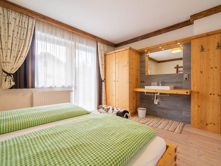 Centraal gelegen vakantiehuis met een tuin in Zell am Ziller, Bezirk Schwaz