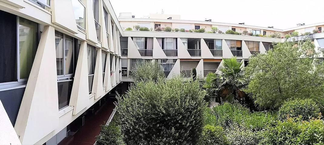 Gîte pour 4 personnes, avec terrasse dans Office De Tourisme La Grande Motte