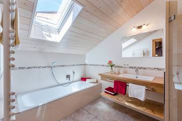 Ferienwohnung für 2 Personen in Chieming, Bayerische Alpen, Bild 2
