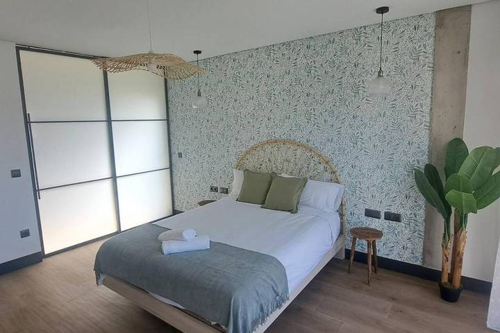 Casa rural para 13 personas, con Balcón además de Terraza y Jardín en Atapuerca - 3