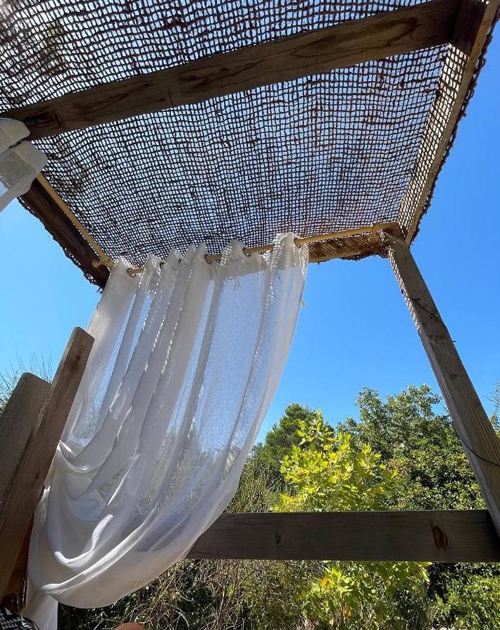 Location de vacances pour 4 personnes, avec piscine ainsi que jardin et jacuzzi à Aramon - 4