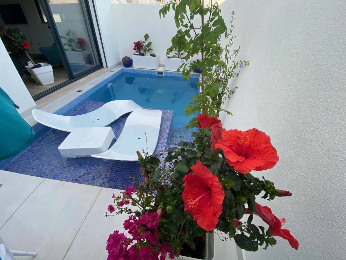 Three-Bedroom Villa in Moncarapacho e Fuseta, Ria Formosa