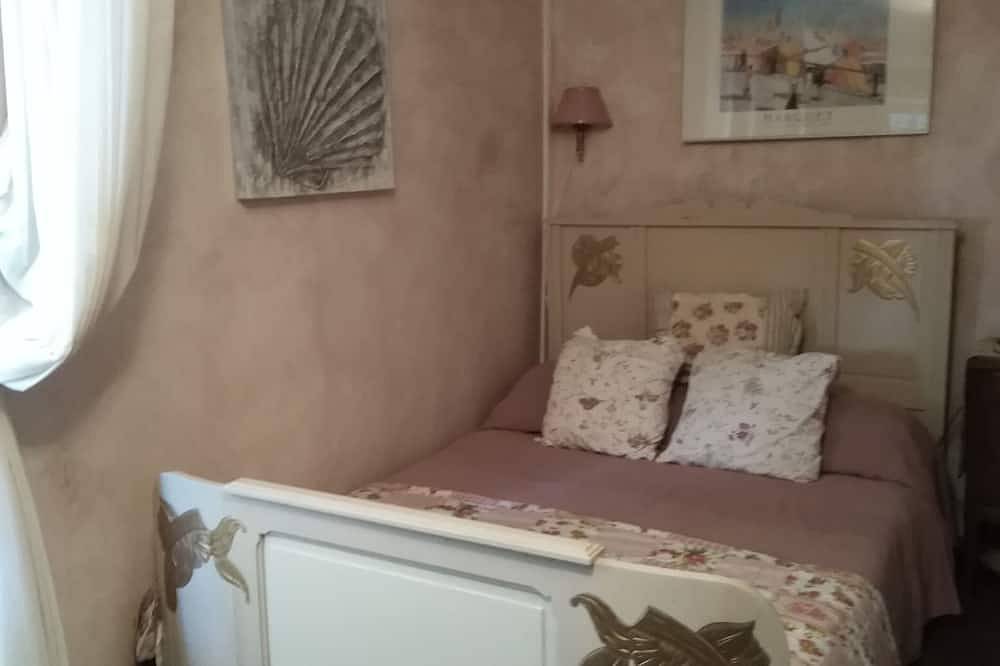 Charming traditional Vendeen Cottage in Saint-Vincent-sur-Graon, Vendée