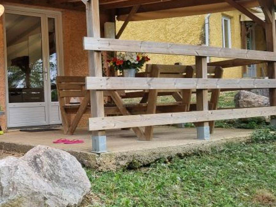 Camping La Chêneraie **** - Gîte 4 personnes - Cottage La Gariotte - 4 personnes - 2 chambres - Climatisé - Télévision - Lave-vaisselle - D in Saint-Géry-Vers, Parc Naturel Régional des Causses du Quercy