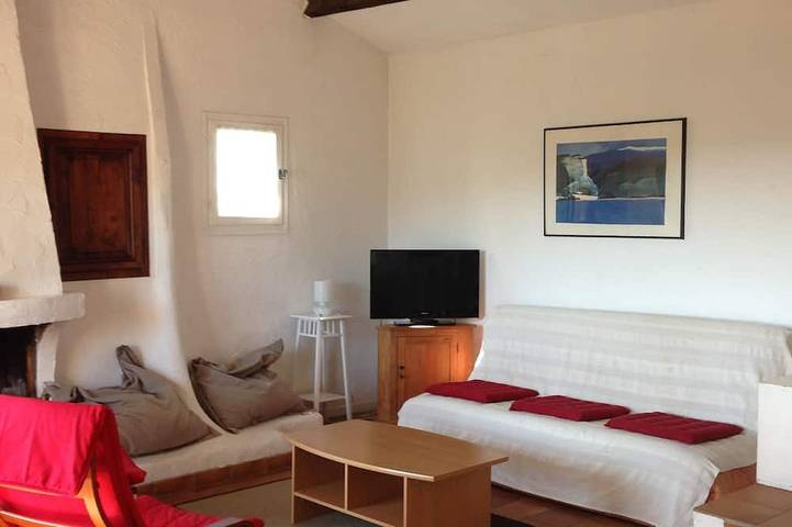Location de vacances pour 8 personnes, avec piscine et balcon à Mollans-sur-Ouvèze - 2