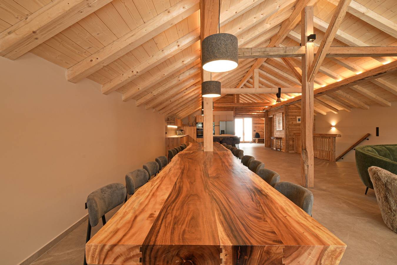 Gîte 'Lisalice': vista montagna, terrazza privata e Wi-Fi in Les Villards-sur-Thônes, Annecy e dintorni