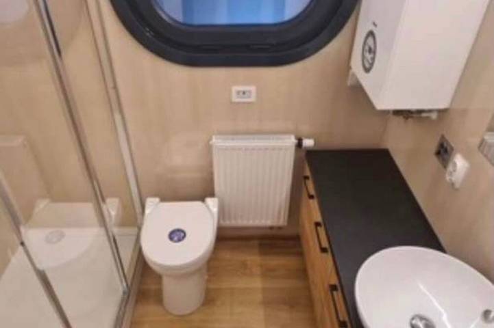 Ganze Wohnung, Hausboot mit Sauna in Braunsbedra, Saale-Unstrut