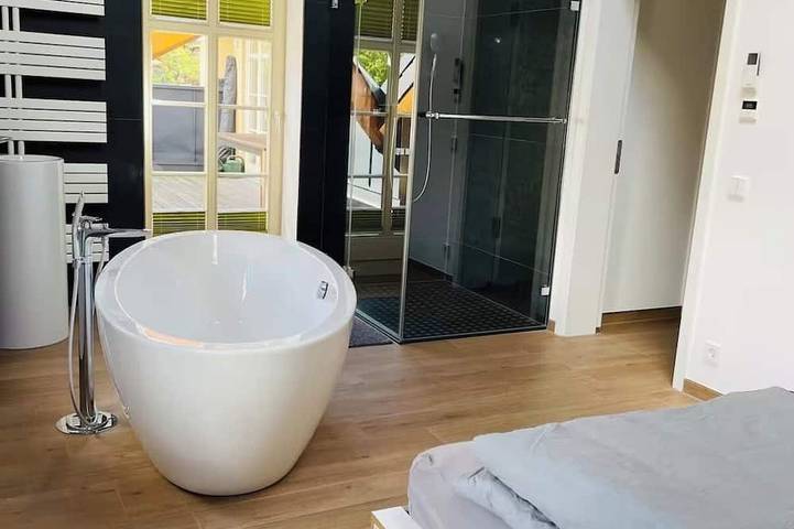 Ganze Wohnung, Traumvilla im Herzen Hainichens in Hainichen, Chemnitz und Umgebung