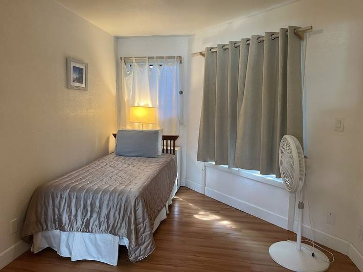 Vacation rental for 14 people, with yard and terrace in Kailua