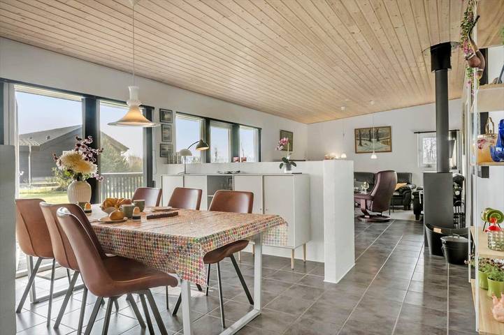 Ferienhaus für 6 Personen, mit Whirlpool und Terrasse in Jegindø