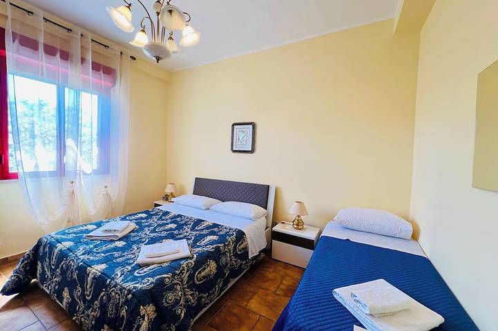 Villa pour 13 personnes, avec jardin ainsi que balcon et piscine à Carini - 3