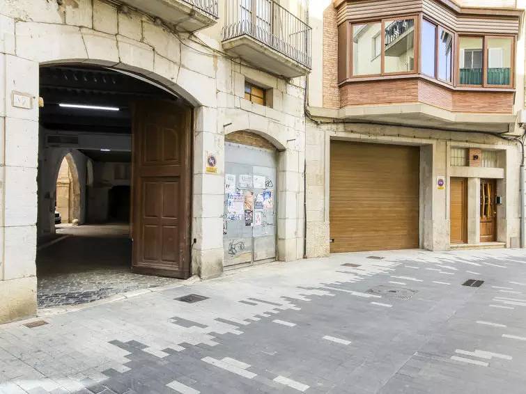 Ganze Wohnung, 4 Zimmer 4 Personen in Figueres, Oberampurien