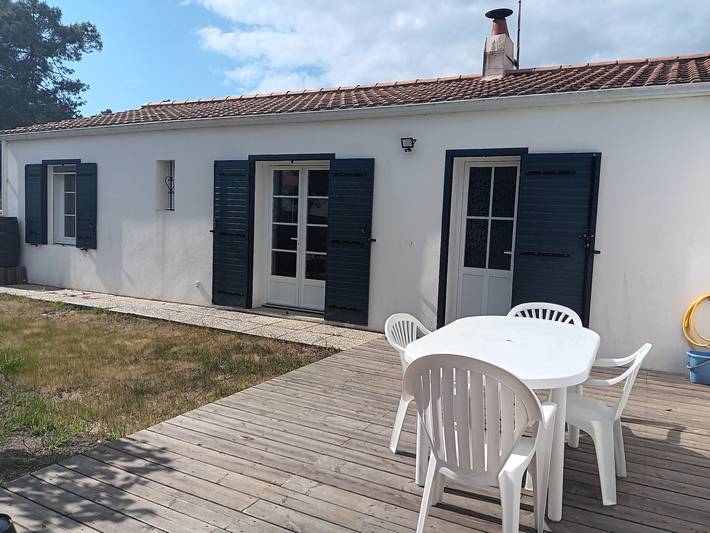 Ferienhaus für 4 Personen, mit Terrasse und Garten