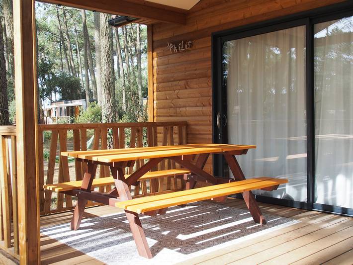 Lodge pour 5 personnes, avec piscine ainsi que jardin et terrasse dans les Landes - 4