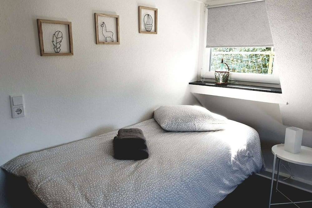 Apartamento entero, Luxuriöse großzügige Wohnung mit 3 Schlafzimmer, Terrasse in Solingen, Condado del Monte