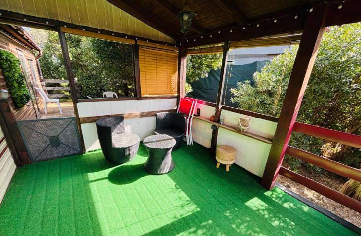Camping pour 2 personnes, avec Terrasse et Jardin