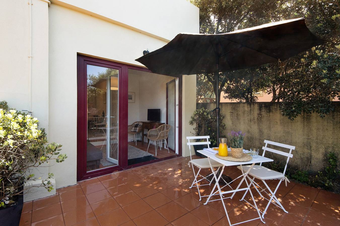 Holiday Apartment 'Praia Da Granja - Seaside Beach' with Sea View, Garden & Wi-Fi in São Félix da Marinha