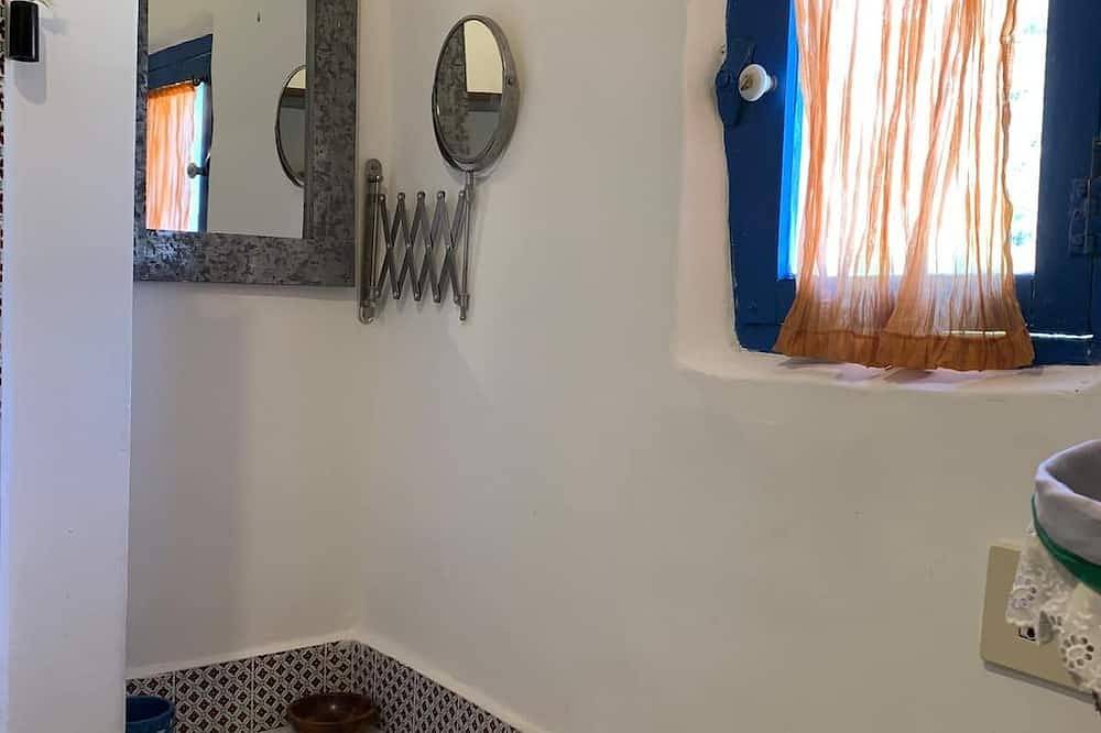 Entire apartment, Amalfi coast Casabluette is a panoramic, quiet and delicate Mediterranean house in Minori, Amalfi Coast
