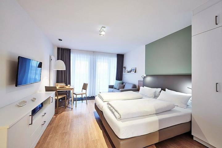 Studio für 3 Personen, mit Balkon und Pool sowie Sauna, mit Haustier in Bensersiel