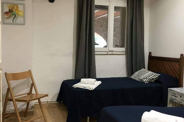 Gîte pour 4 personnes, avec jardin à Torroella de Fluvià - 3