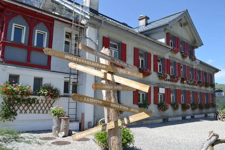 BnB für 2 Personen, mit Terrasse und Ausblick sowie Garten im Bregenzerwald