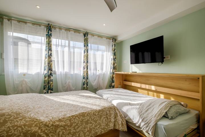 Location de vacances pour 3 personnes dans Villeneuve-Loubet Plage