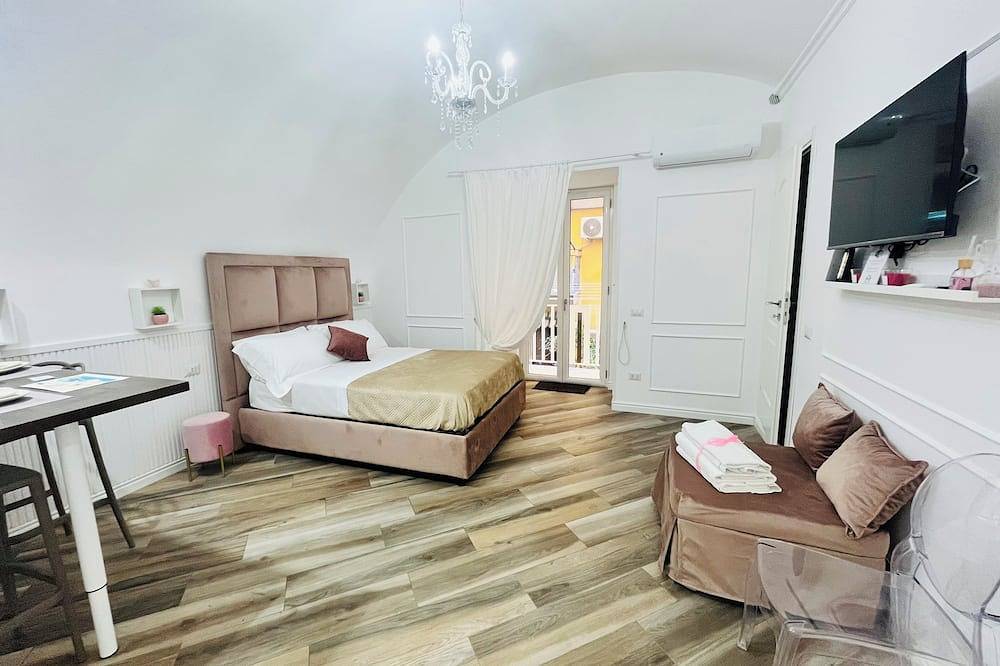 Donn'Anna Naples City Center Luxury Apartment in Nápoles, Provincia de Nápoles