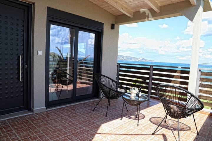 Gîte pour 3 personnes, avec terrasse ainsi que piscine et jardin dans Amoudara - 2