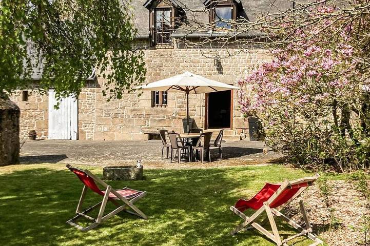 Location de vacances pour 5 personnes, avec jardin, animaux acceptés à Parigné