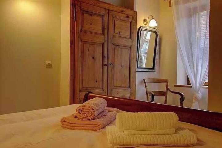 Location de vacances pour 5 personnes, avec balcon dans Tenay - 3