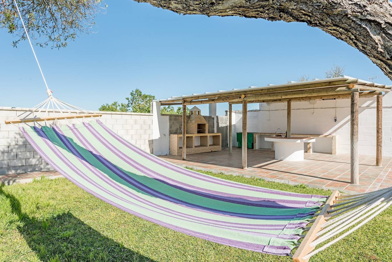 Casa de Piedra con magnífica piscina de 50 metros. in Barbate, Costa de la Luz