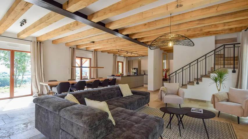Location de vacances pour 11 personnes, avec Terrasse ainsi que Jardin et Piscine à Saint-Médard-d'Excideuil - 3