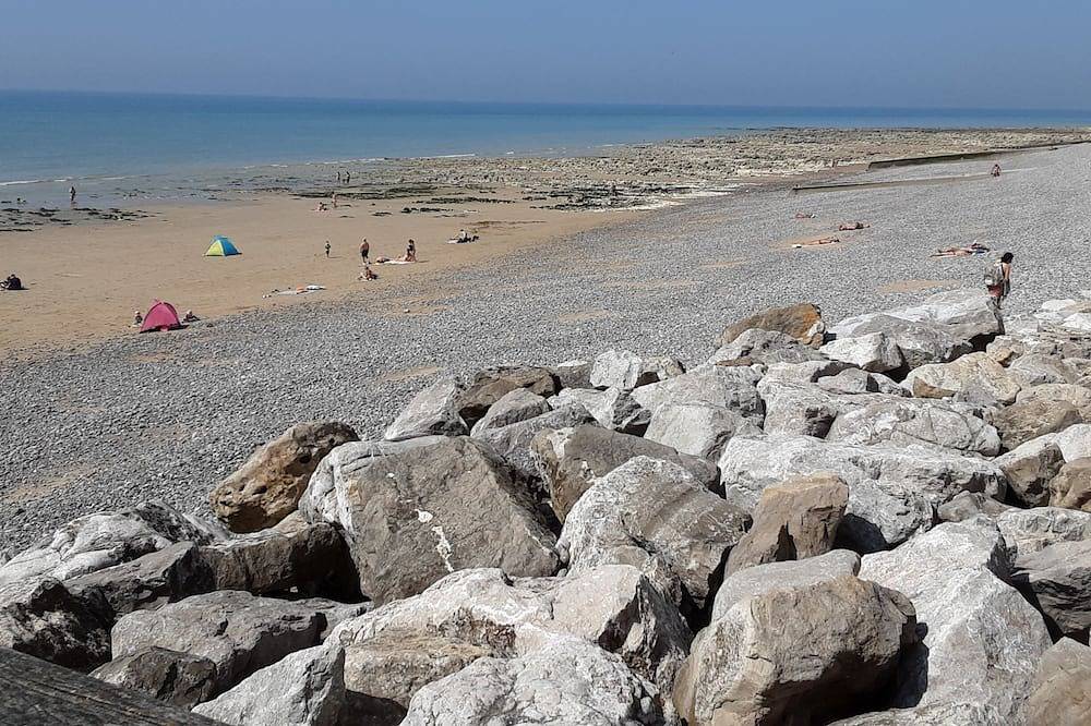 Appartement entier, Séjour dans une maison calme proche de la plage et de toutes les commodités. in Mers-les-Bains, Région d'Abbeville