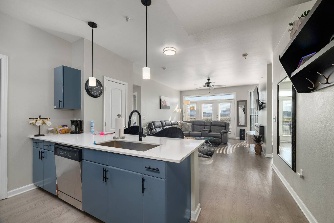 Ganze Wohnung, Geräumiges Apartment in Dallas mit Blick auf die Stadt in der Nähe der Galleria Mall in Dallas, Dallas County